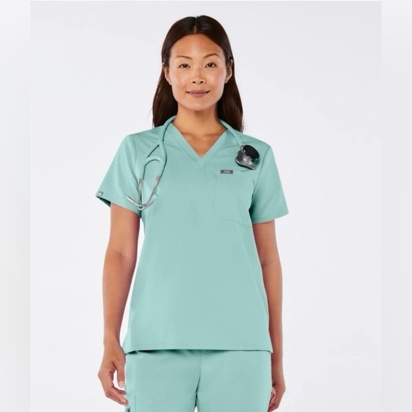 FIGS Catarina One Pocket Scrub Top Seaglass Size S PO 3017 FW1000 - Picture 1 of 8